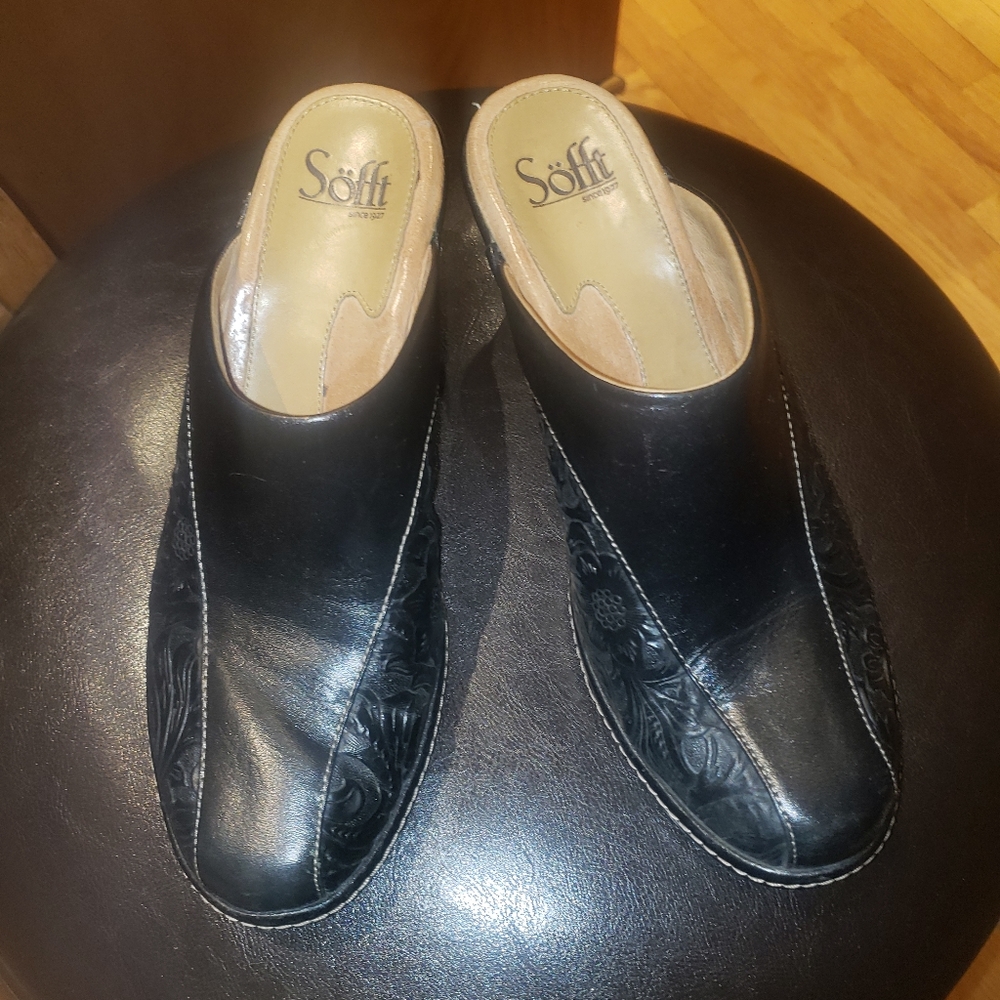 Women's Clogs